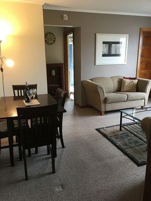 Fully furnished apartment near hospital - Photo 1