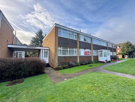 2 bedroom ground floor flat to rent - Photo 4