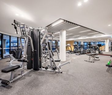 Contemporary Comfort: Stylish One-Bedroom Apartment at WOVA - Photo 2