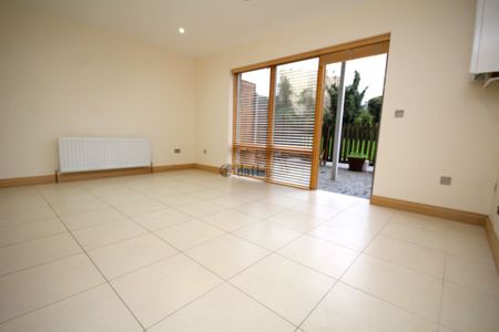 House to rent in Dublin, Carrickmines Great - Photo 3