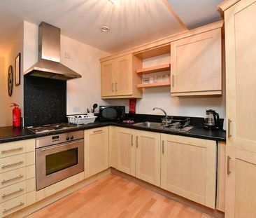 1 bed apartment to rent in Westgate Street, Cardiff, CF10 - Photo 6