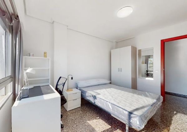 Avinguda al Vedat, Torrent, Valencian Community 46900