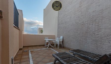 Atico en alquiler en Bahia de la Plata, Estepona - Photo 2