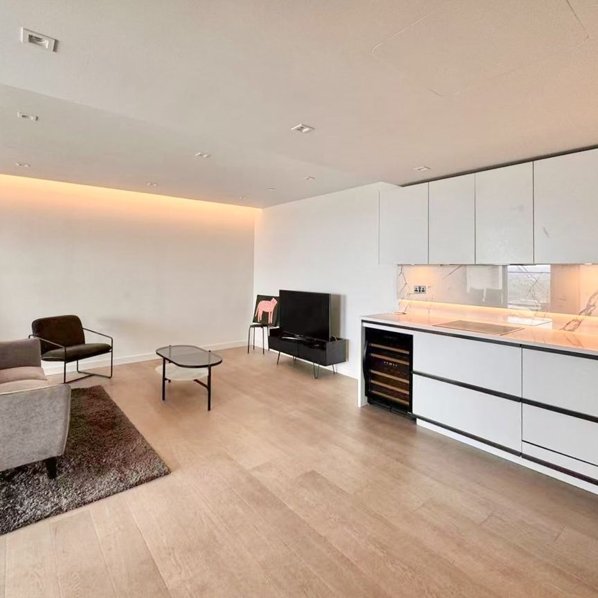 Newcastle Place, London - Photo 1