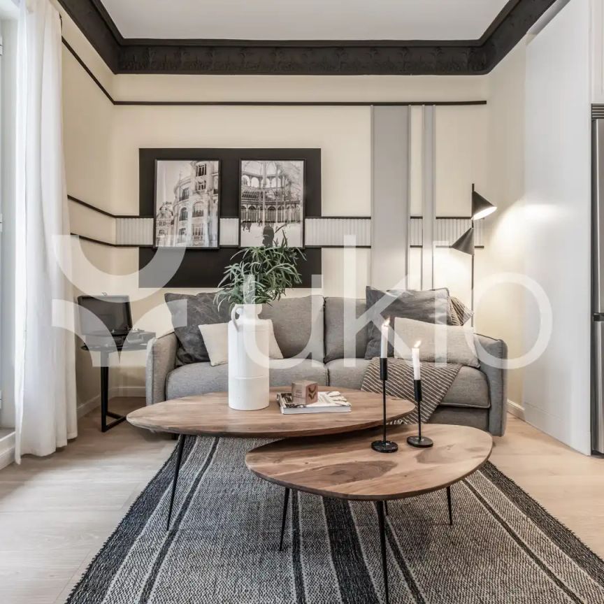 Apartamento de alquiler en Calle de Fernández de Los Ríos, Gaztambide - Photo 1