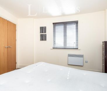2 bedroom flat to rent - Photo 6
