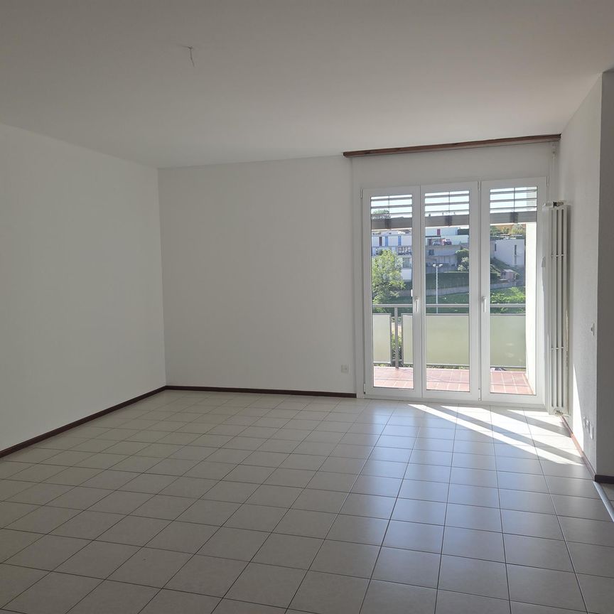 Appartamento di 3.5 locali zona tranquilla - Photo 1