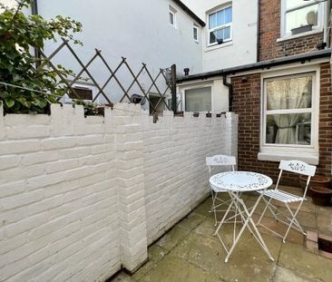 Gratwicke Road, Worthing, BN11 2 bedroom ground floor flat to rent - Photo 5