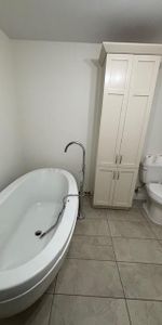 Condo a louer a Laval / Condo for rent in Laval - Photo 3