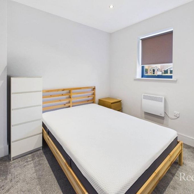 3 bedroom apartment to rent - Photo 1