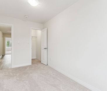 For Lease - 102 Turnberry Lane, Barrie, Ontario - Photo 6