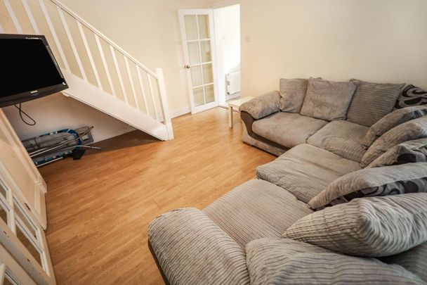 Elmes Road, Bournemouth, BH9 - Photo 1