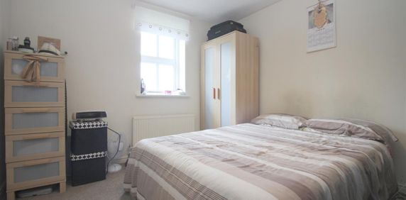 1 Bedroom Flat To Let - Photo 2