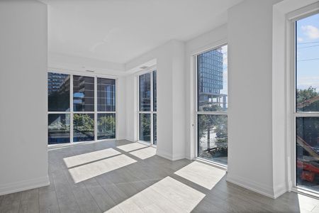 For Lease - 286 Main Street Unit# 311, Toronto, Ontario - Photo 2