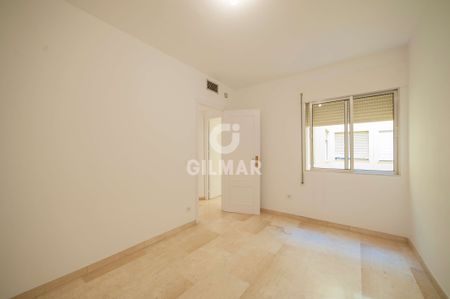 Piso en alquiler en Triana (Sevilla) – Sevilla | Gilmar Consulting - Photo 3