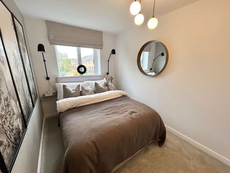 3 bedroom semi-detached house to rent - Photo 4