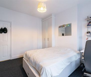 4 bedroom house to rent - Photo 3