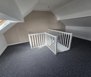 3 bedroom terraced house to rent - Photo 6