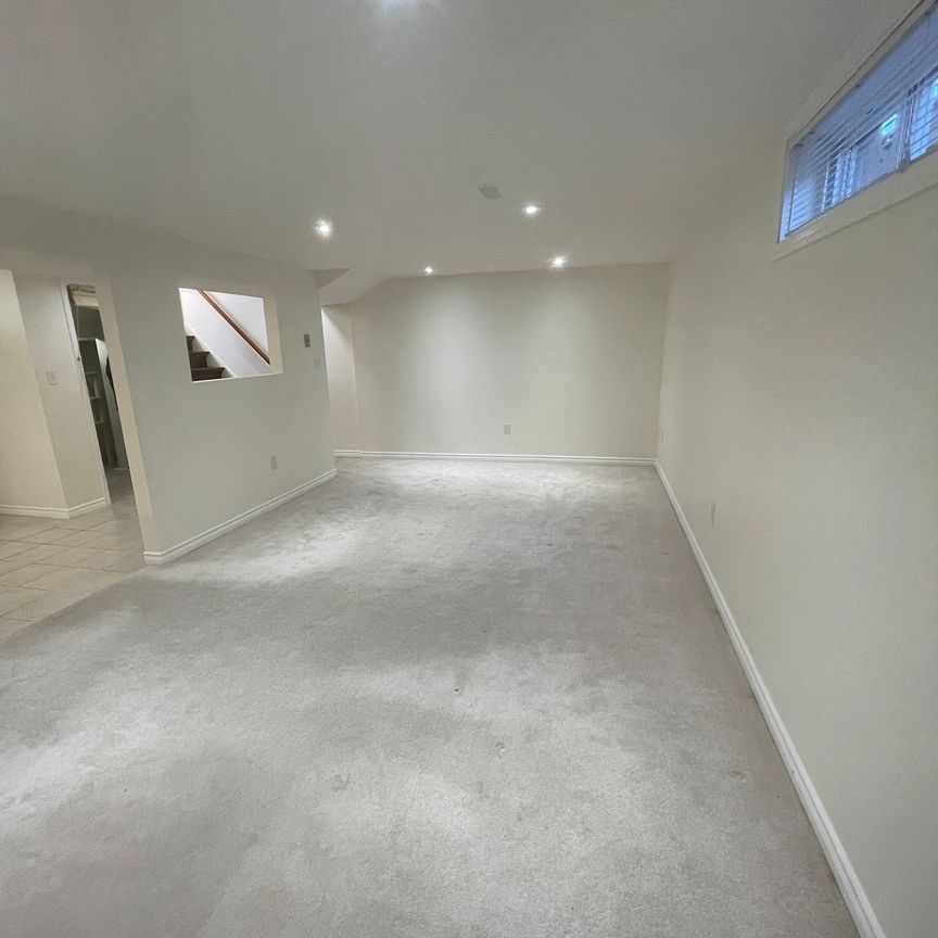 For Lease - 27 Deerborn Drive Unit# BSMT, Hamilton, Ontario - Photo 1