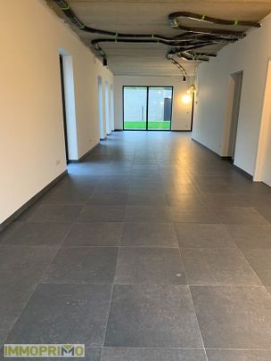 Nieuwbouw Praktijkruimte met Duplex Appartement (3 Slaapkamers) en Tuin - Photo 1