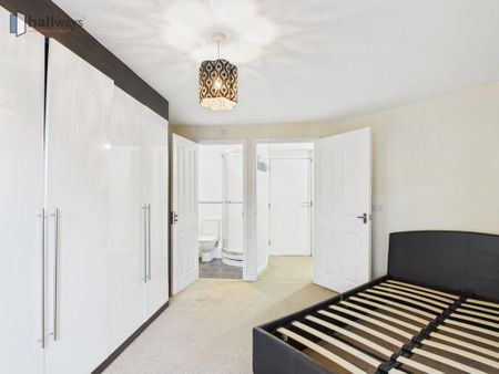 2 bedroom apartment to rent - Photo 4