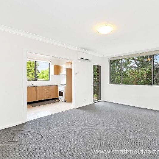 Location Location! - Photo 1