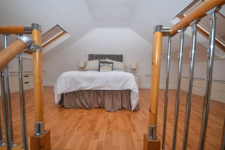 3 bed end of terrace house to rent in Cleveland Road, Barnes, SR4 - Photo 3