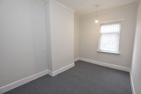 2 bed House - Terraced for Rent - Photo 2