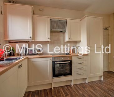 Flat D, Regent Lodge, Leeds, LS6 2DZ - Photo 2