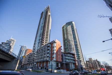 Condo in Downtown Vancouver, BC - Photo 4