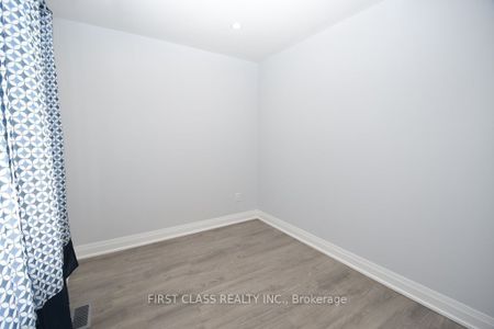 For Lease - 319 Senlac Road Unit# Front, Toronto, Ontario - Photo 3