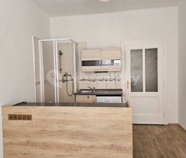 Pronájem bytu Garsoniéra • 20 m² bez realitkyRečkova, Praha - Žižkov - Photo 1