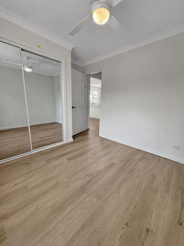 Brand New 2-Bedroom Cabin with Leafy Outlook & Private Access - Photo 4