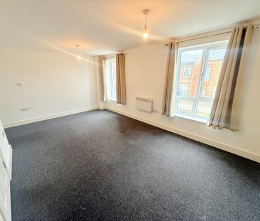Newton Road, Yeovil, Somerset - Photo 3