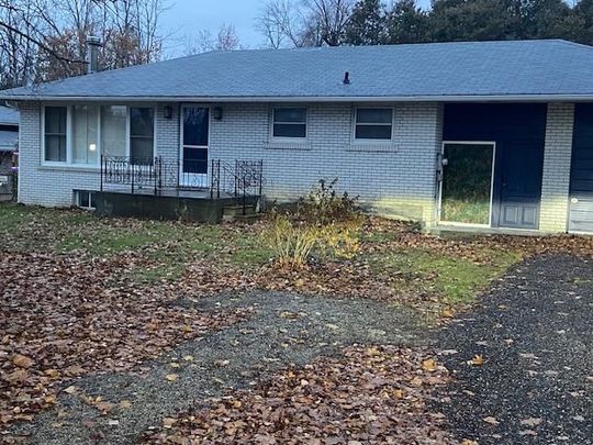 For Lease - 230 Boyers Side Road, Georgina, Ontario - Photo 1