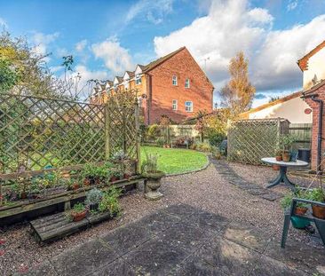 Uptons Garden, Whitminster, Gloucester, GL2 - Photo 5