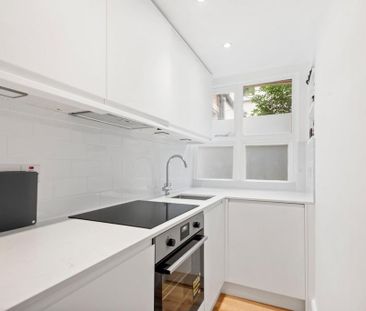 1 bedroom flat to rent - Photo 6