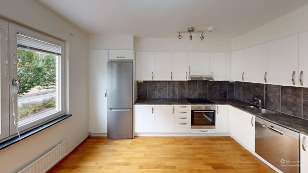 Sommarrogatan, Eskilstuna - Photo 1