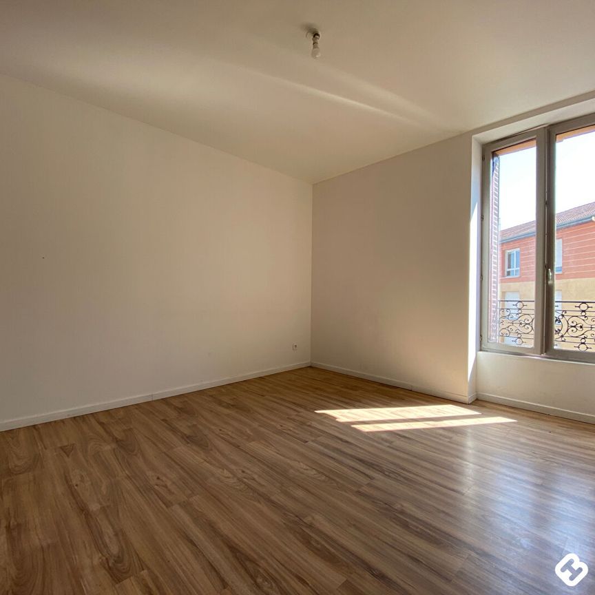 Location Appartement 2 pièces 38m² ROANNE 42300 - Photo 1