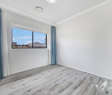 Wonderful single story 4 bedroom house for rent in Box Hill - Photo 3