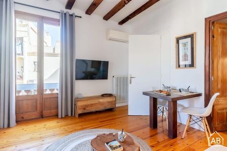 Charming 1-Bedroom Apartment close to Las Ramblas - Photo 4