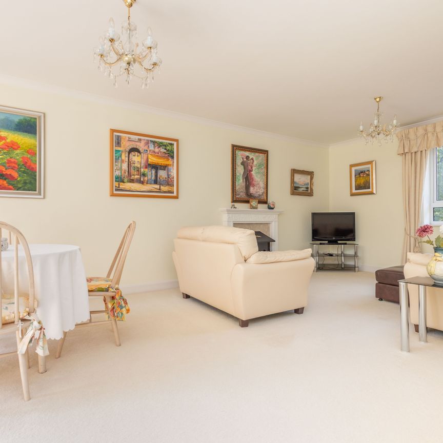 2 bed apartment to rent in Haven Road, , BH13 - Photo 1