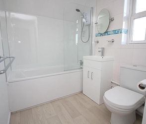 Henry Court, Gordon Road, Canterbury, CT1 3PL, Kent - Photo 2