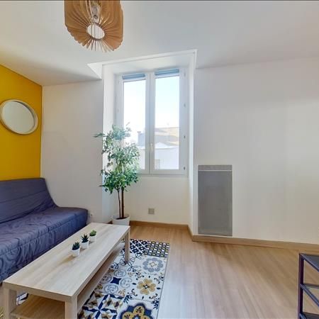 2 pièces - Meublé - 37 m² - 2ème étage - Colocation non autorisée - Photo 1