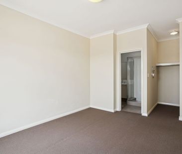 31 Hollyford Parade, Butler WA 6036 - House For Rent | Domain - Photo 5