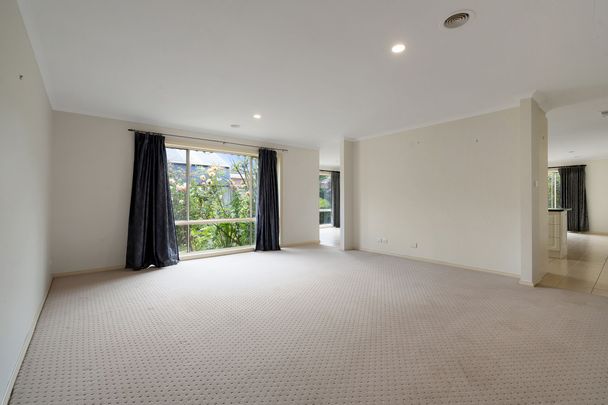 LAKESIDE LIVING! - Photo 1