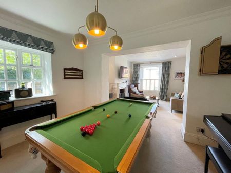 4 bedroom detached house to rent - Photo 5