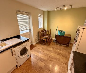 Bramshill Avenue - Photo 5