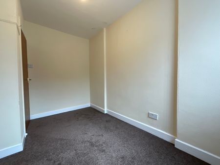 68 Glencairn Street, Belfast , BT13 3LU - Photo 2