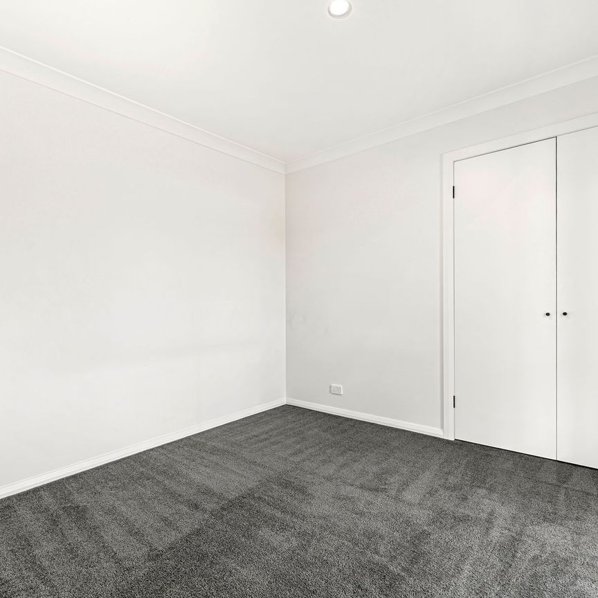 11 Gasking Close, Dunlop ACT 2615 - House For Rent | Domain - Photo 1